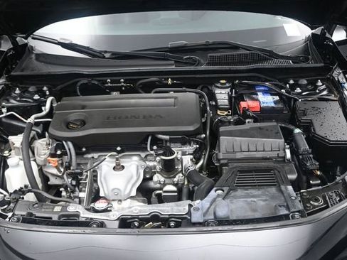Certified 2025 Honda Civic Sport image 25