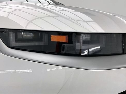 Used 2025 Hyundai Ioniq 5 SEL RWD image 29