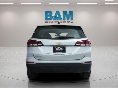 Certified 2022 Chevrolet Equinox LS AWD/4WD image 6