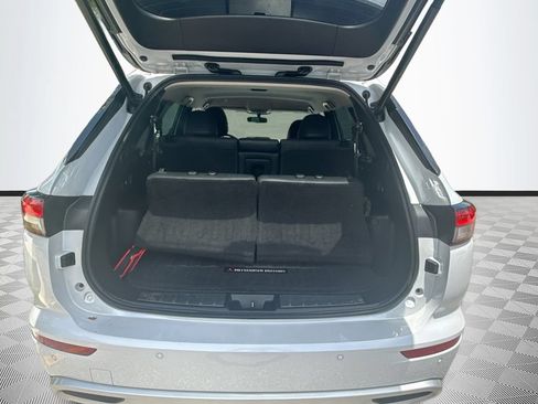Used 2022 Mitsubishi Outlander SE FWD image 29