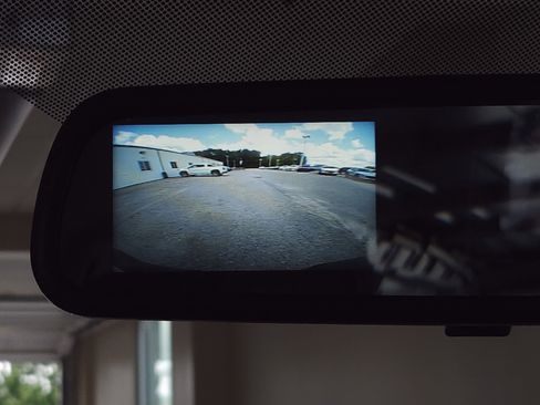 Used 2025 GMC Savana 2500 w/ Driver Convenience Package image 17