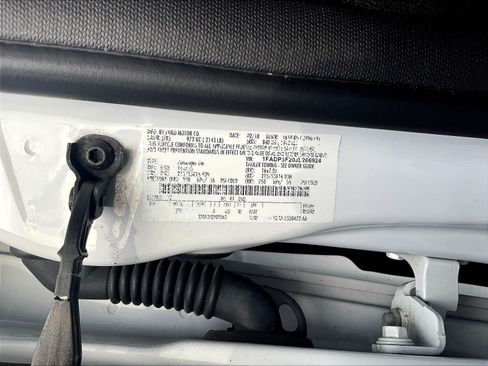 Used 2018 Ford Focus SE w/ Interior Protection Package FWD image 18