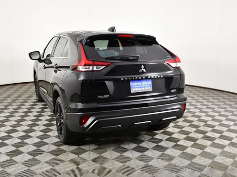 Used 2023 Mitsubishi Eclipse Cross LE AWD/4WD image 7