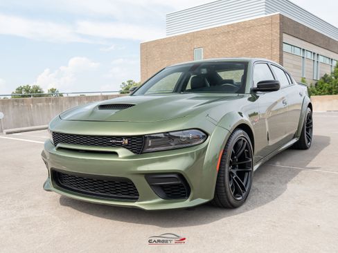Used 2023 Dodge Charger Scat Pack RWD image 3