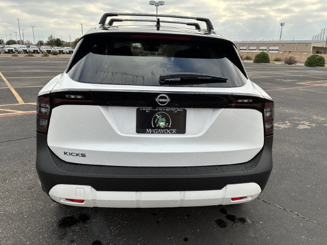 New 2027 Nissan Kicks SV w/ Cold Weather Package FWD image 5