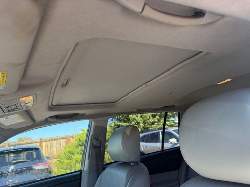 Used 2009 Toyota Highlander Limited w/ Extra Value Pkg 8 AWD/4WD image 31