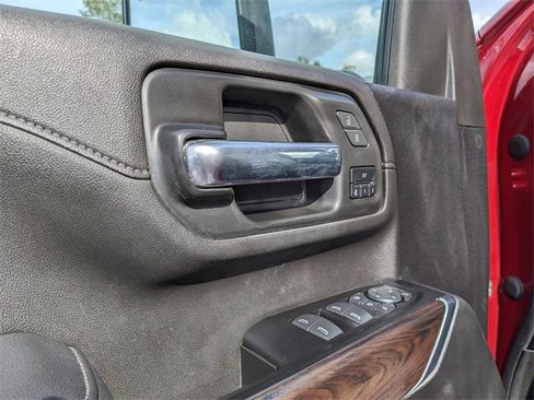 Used 2022 GMC Sierra 3500 SLT w/ SLT Premium Package image 20