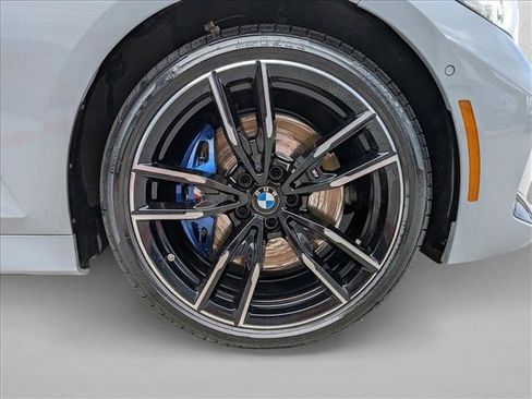 Used 2025 BMW M340i Sedan image 24