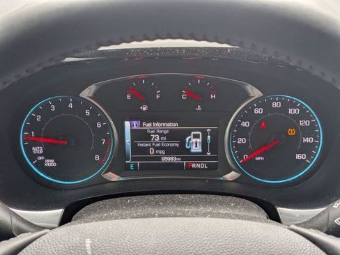 Used 2019 Chevrolet Traverse LT image 19