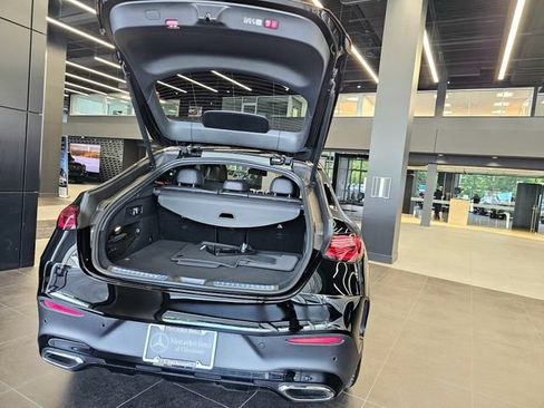 New 2026 Mercedes-Benz GLC 300 4MATIC image 9
