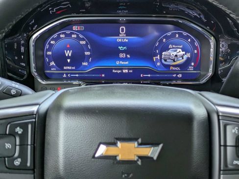 Used 2025 Chevrolet Silverado 2500 High Country w/ High Country Premium Package AWD/4WD image 29