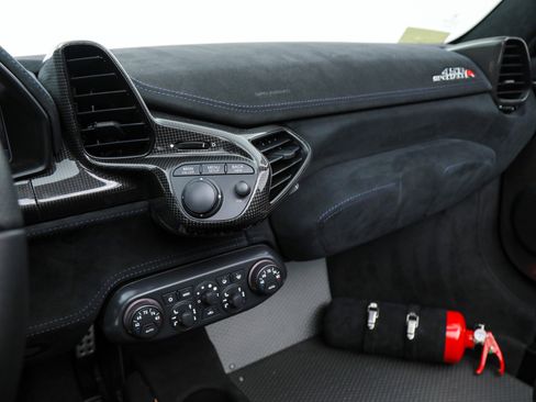 Certified 2015 Ferrari 458 Speciale A image 42