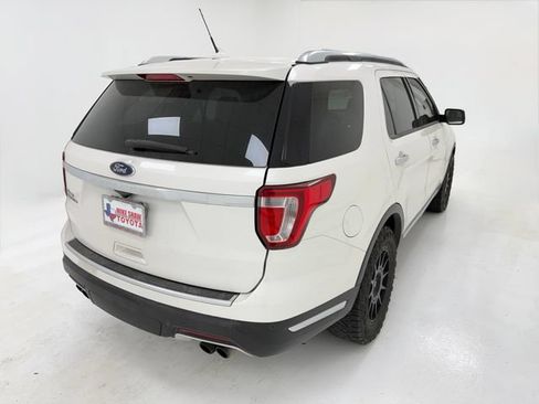Used 2018 Ford Explorer Platinum AWD/4WD image 20