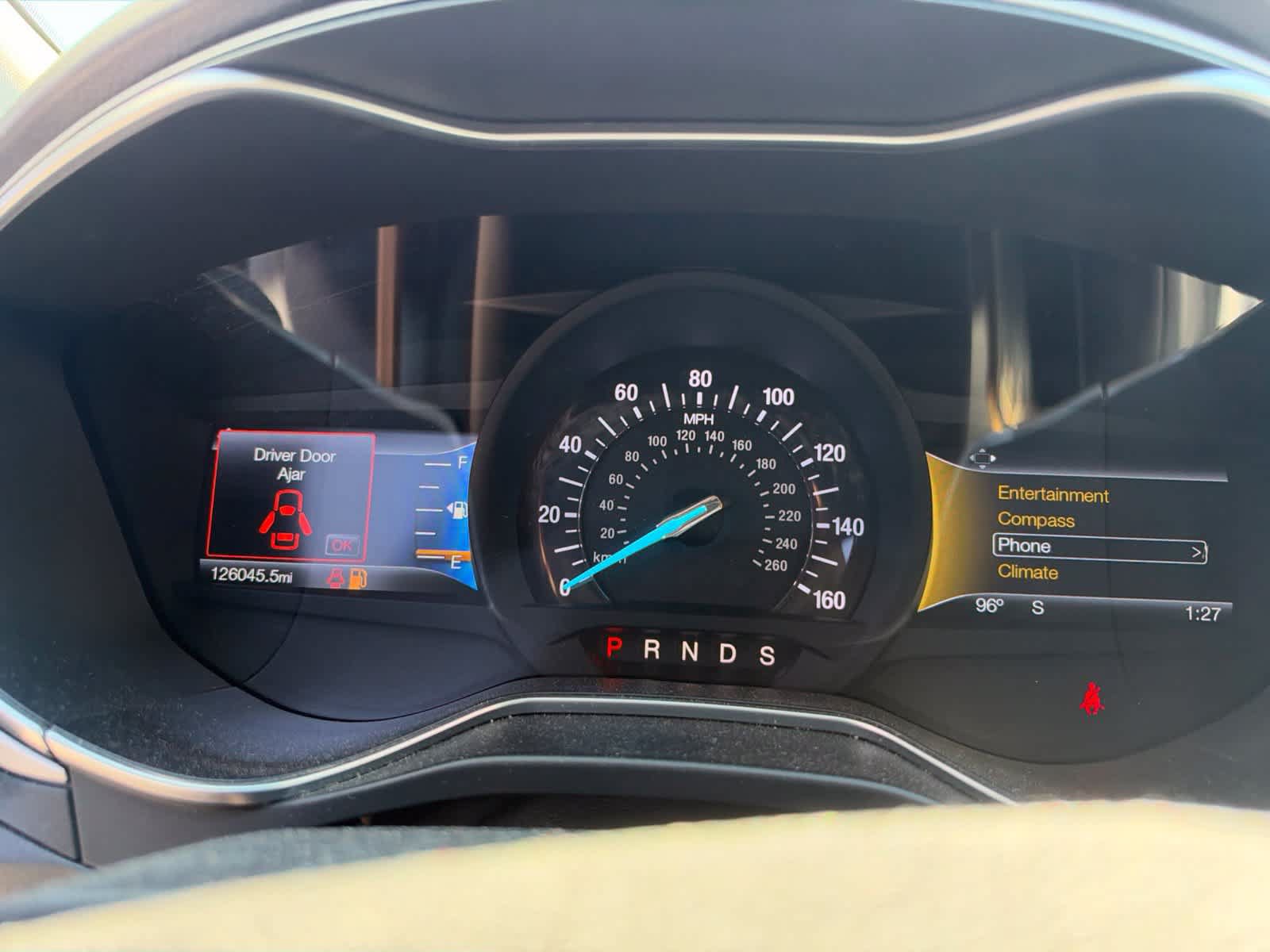 Used 2016 Ford Fusion SE FWD image 5