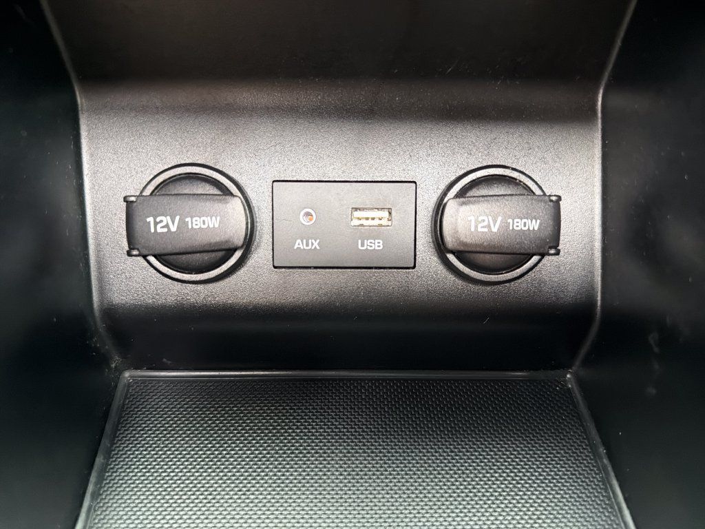 Used 2020 Hyundai Elantra Sport w/ Premium Package 02 FWD image 17