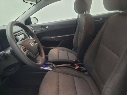 Used 2022 Hyundai Accent SE FWD image 17