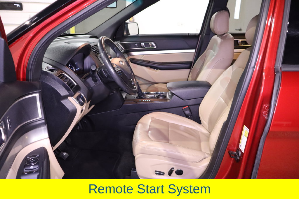 Used 2017 Ford Explorer XLT w/ Equipment Group 202A FWD image 27