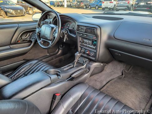Used 2000 Chevrolet Camaro Z28 w/ SS Performance/Appearance Pkg RWD image 25