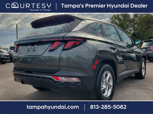 Used 2022 Hyundai Tucson SE w/ Cargo Package image 3