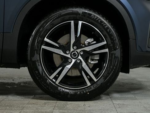 Used 2026 Volvo XC40 B5 Core w/ Climate Package AWD/4WD image 38