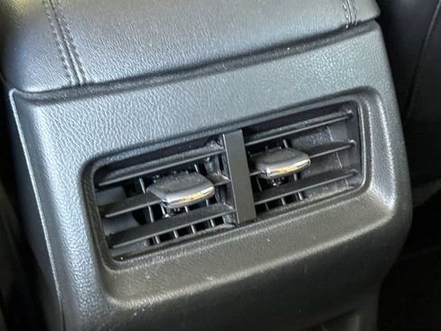 Used 2022 Ford Edge SEL AWD/4WD image 44
