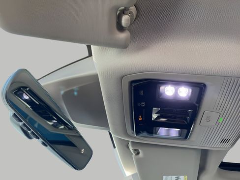 New 2026 Volkswagen Atlas SE image 20