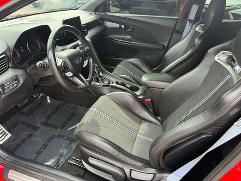 Used 2022 Hyundai Veloster N image 15