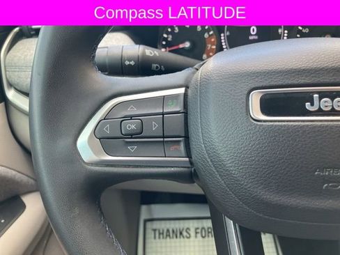 Used 2022 Jeep Compass Latitude image 24