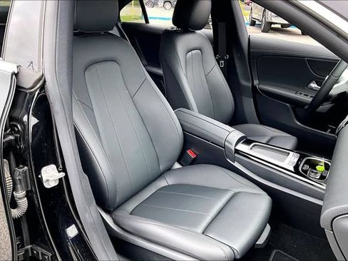 Used 2025 Mercedes-Benz CLA 250 image 30