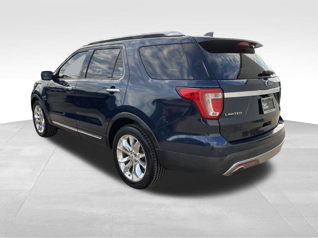 Used 2017 Ford Explorer Limited FWD image 7
