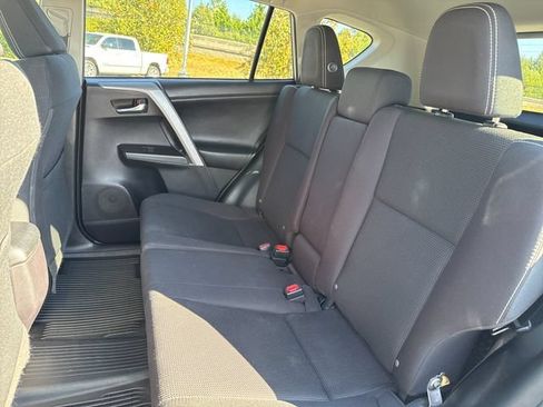 Used 2017 Toyota RAV4 XLE w/ Plus Special Value Package AWD/4WD image 19