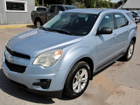 Used 2015 Chevrolet Equinox LS image 2