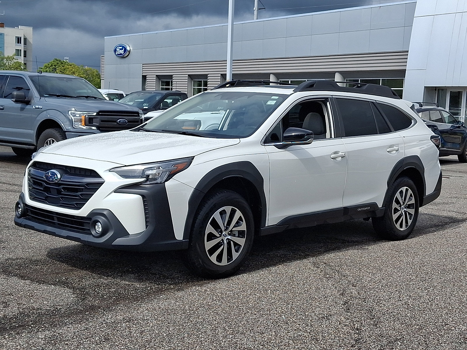 Used 2024 Subaru Outback Premium w/ Popular Package #1A AWD/4WD image 5