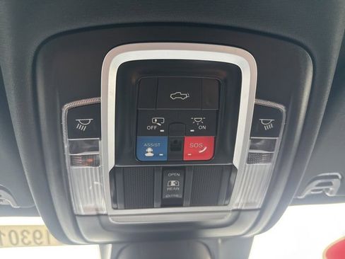 Certified 2023 RAM 1500 Laramie image 23