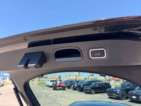 Used 2019 Kia Stinger GT2 AWD/4WD image 44