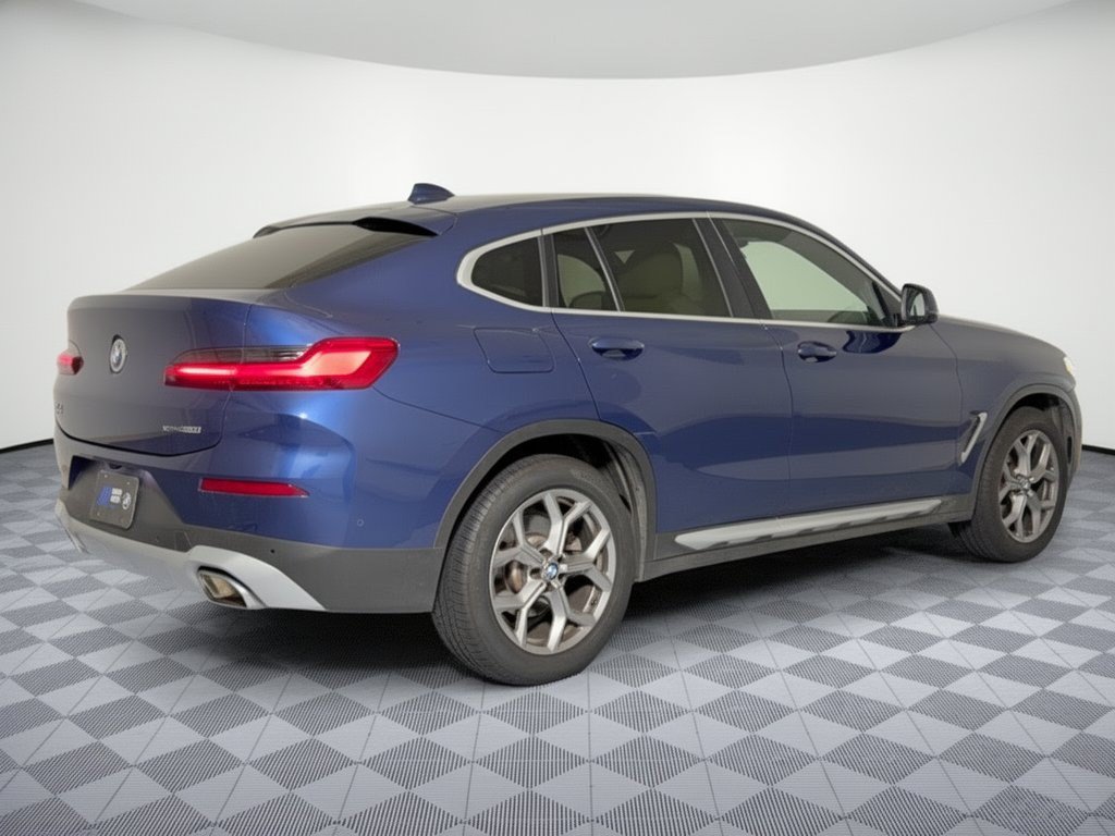 Used 2024 BMW X4 xDrive30i w/ Premium Package AWD/4WD image 9