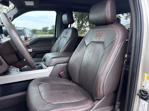 Used 2017 Ford F250 King Ranch w/ King Ranch Ultimate Package AWD/4WD image 12