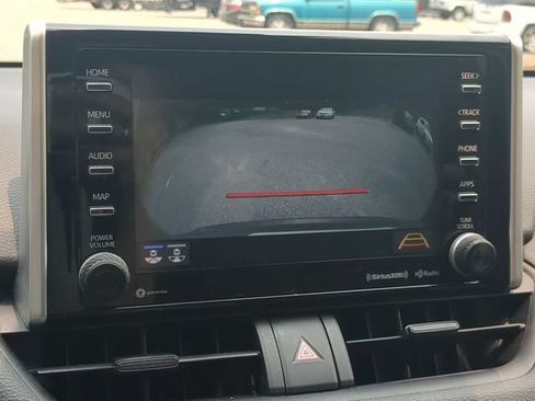 Used 2021 Toyota RAV4 XLE w/ Convenience Package AWD/4WD image 20