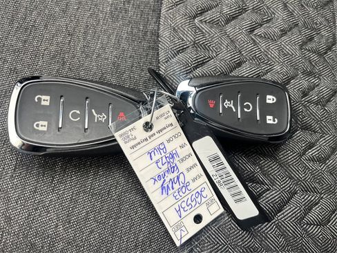 Used 2023 Chevrolet Equinox LT image 34