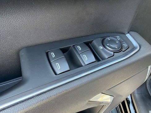 Used 2023 GMC Sierra 1500 SLE w/ LPO, GMC Protection Package AWD/4WD image 18