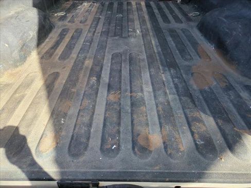 Used 2017 RAM 2500 SLT w/ Protection Group image 6