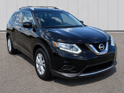 Used 2015 Nissan Rogue SV FWD image 5