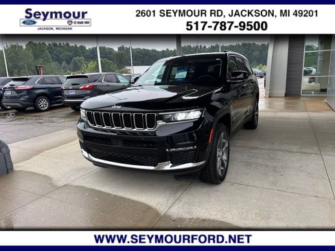 Used 2023 Jeep Grand Cherokee L Limited w/ Trailer Tow Group (B) AWD/4WD image 1