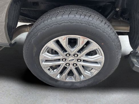 Used 2025 Ford F150 Lariat w/ Bed Utility Package AWD/4WD image 29