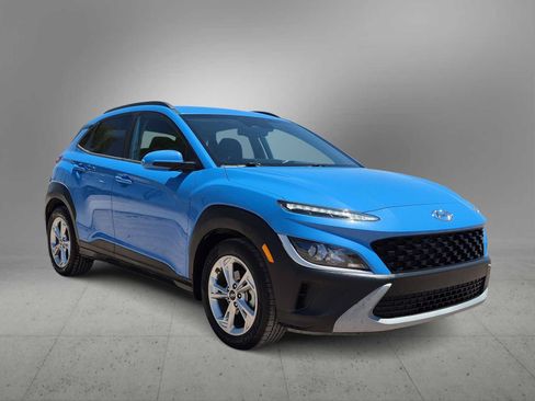 Certified 2022 Hyundai Kona SEL FWD image 2