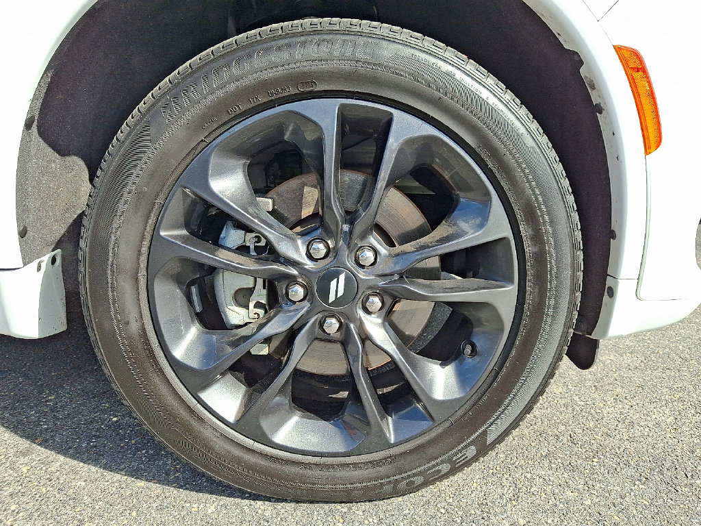 Used 2025 Dodge Durango GT AWD/4WD image 8