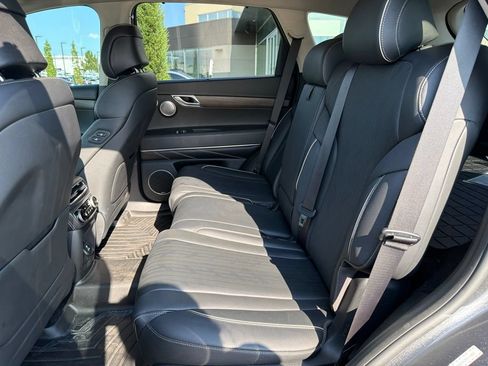 Used 2023 Genesis GV80 3.5T w/ Advanced Package AWD/4WD image 7