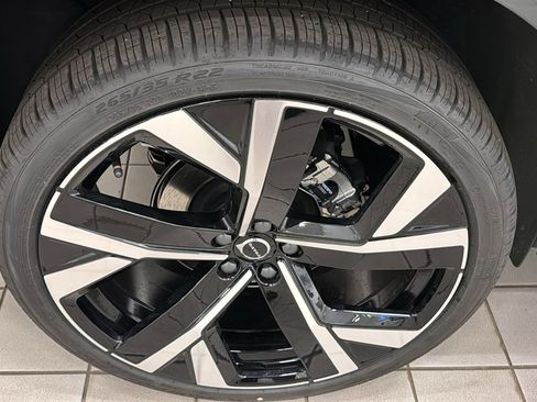 New 2026 Volvo XC60 B5 Ultra w/ Climate Package AWD/4WD image 31
