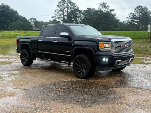Used 2015 GMC Sierra 1500 Denali w/ Driver Alert Package AWD/4WD image 7