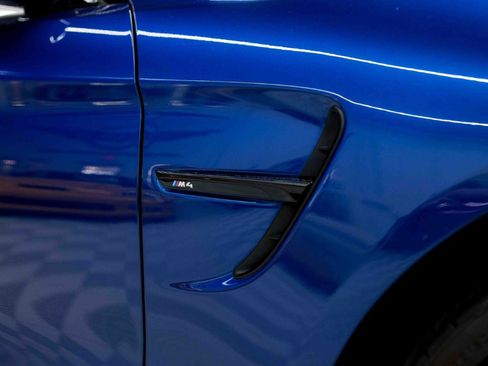 Used 2020 BMW M4 Convertible w/ Competition Package RWD image 17